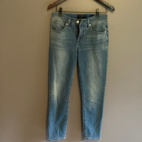 Lucky Brand cropped jeans - Picture 1 of 4